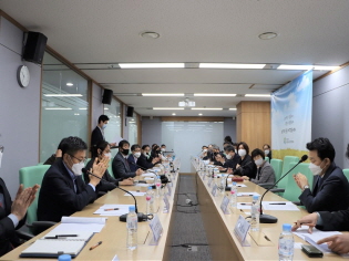 농정틀전환 '사회적 대화기구' 구성 준비회의 썸네일