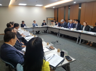 민간 위촉위원 간담회 썸네일